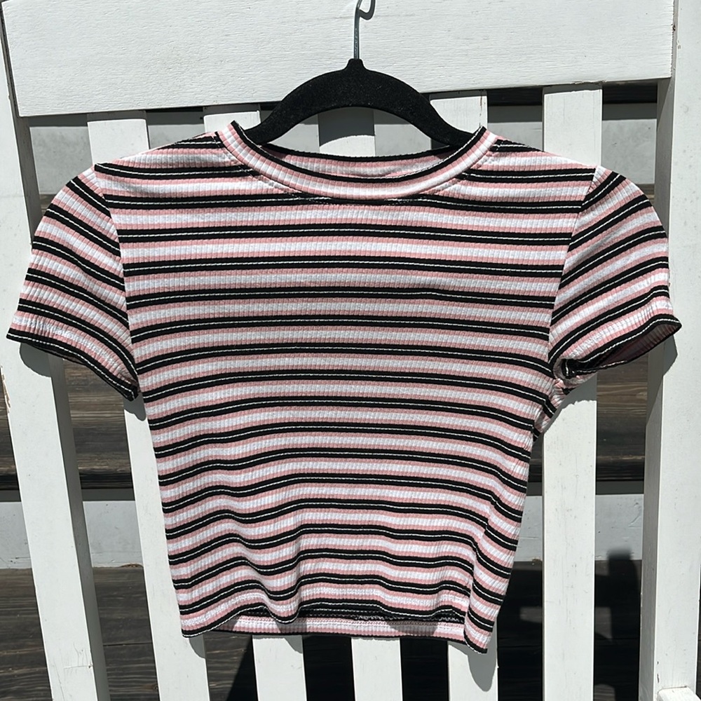 ☀️Divided by H&M Striped Top Size Small